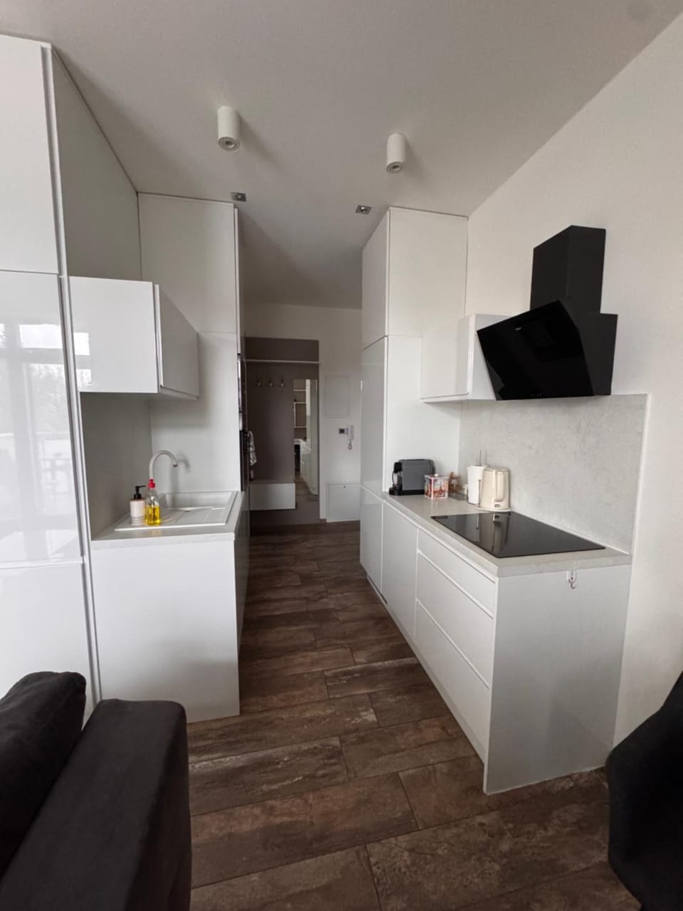 Kitchen or kitchenette, oven, stove