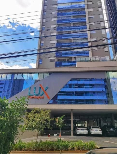 Luxo e Conforto em frente ao Shopping Flamboyant Apartment in Goiania