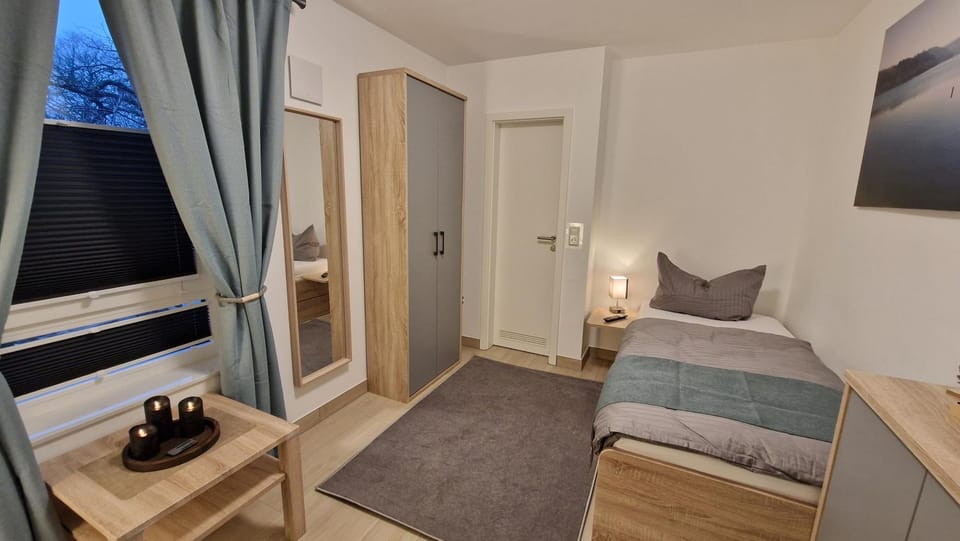 Bed, Photo of the whole room, Bedroom, wardrobe
