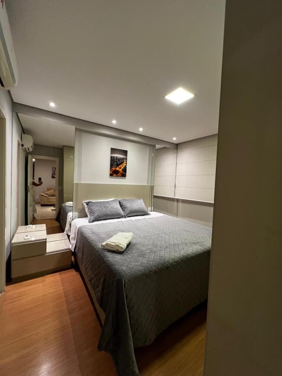 Bed, Bedroom, towels, air conditioner