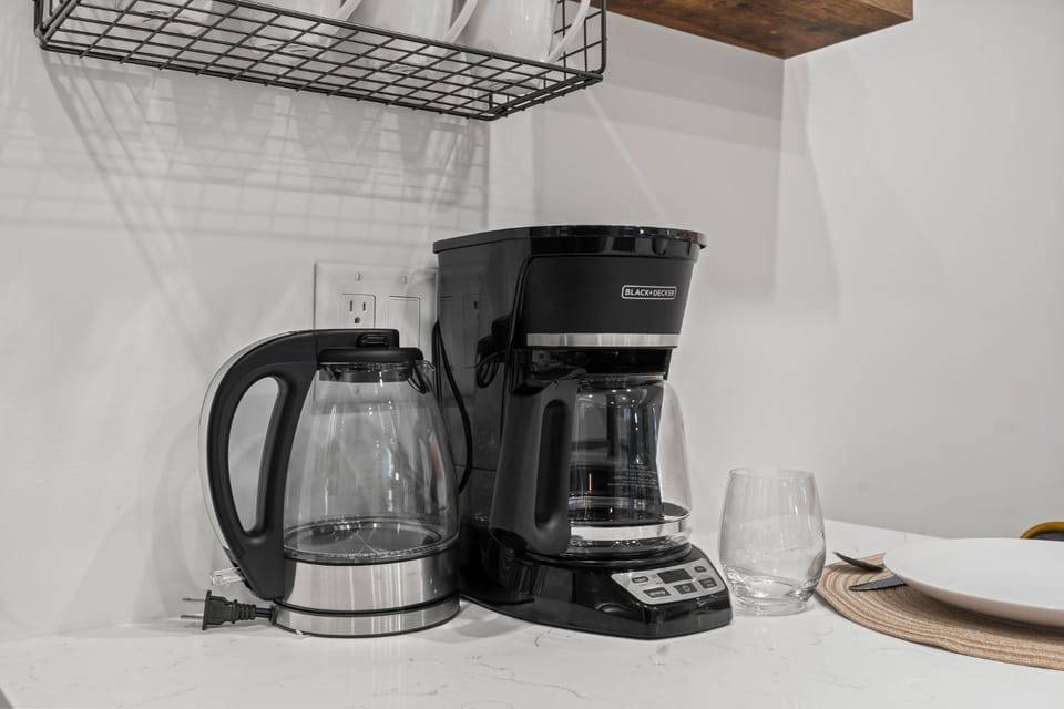 Coffee/tea facilities, Kitchen or kitchenette