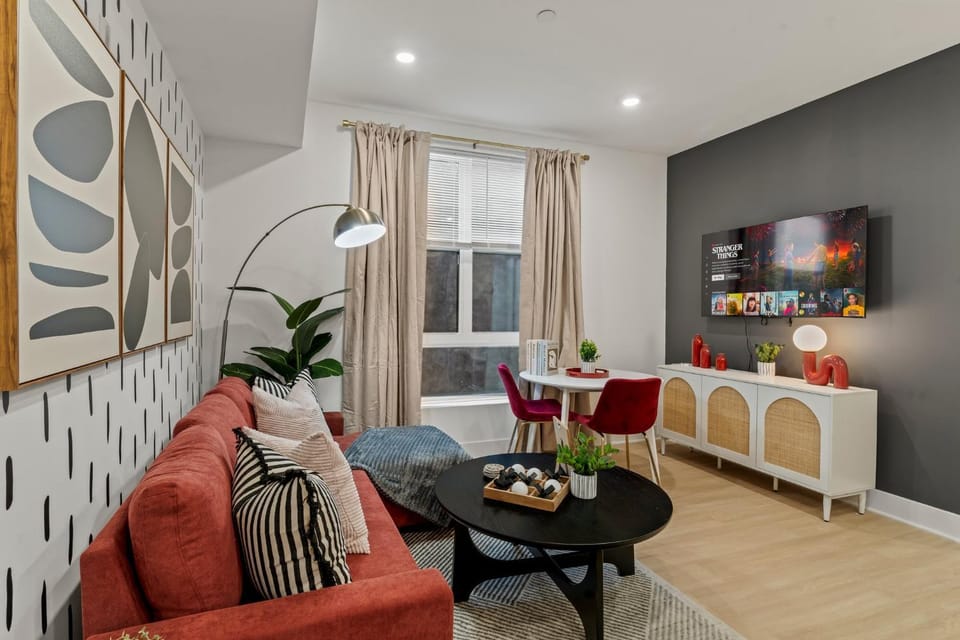 TV and multimedia, Living room, Seating area