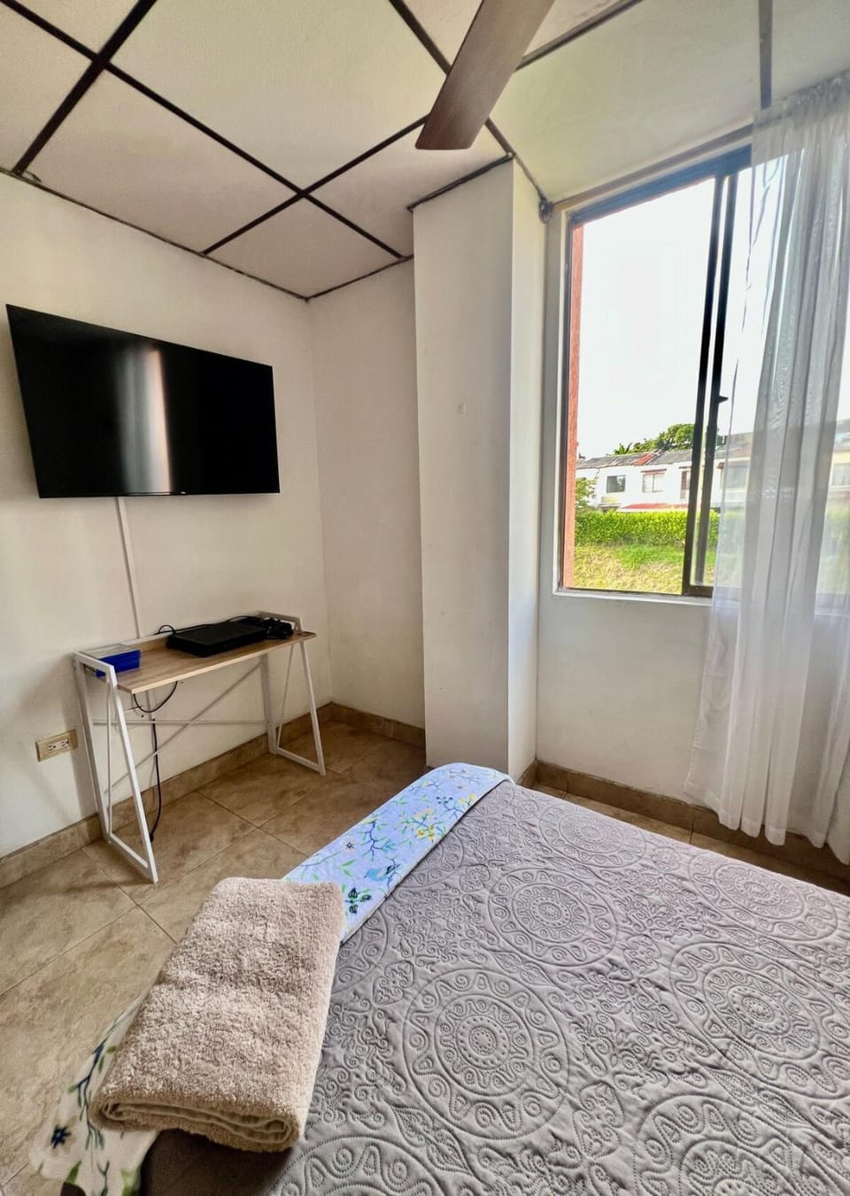 Apartamento 3 habitaciones cerca del Aeropuerto Matecaña Piscina y zonas recreativas Hasta 9 huéspedes Apartment in Dosquebradas