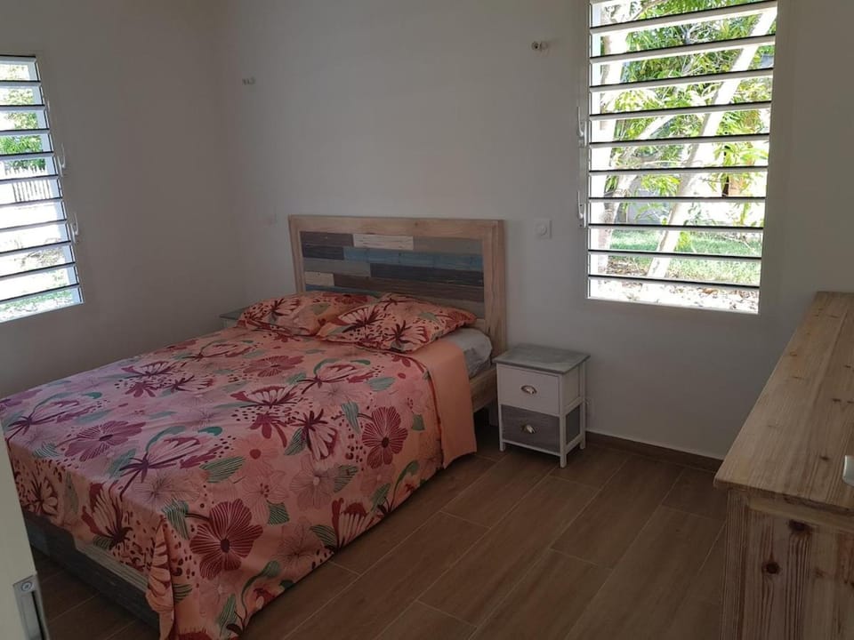 Beautiful West Indian house in a wooded garden House in Grande-Terre, Guadeloupe