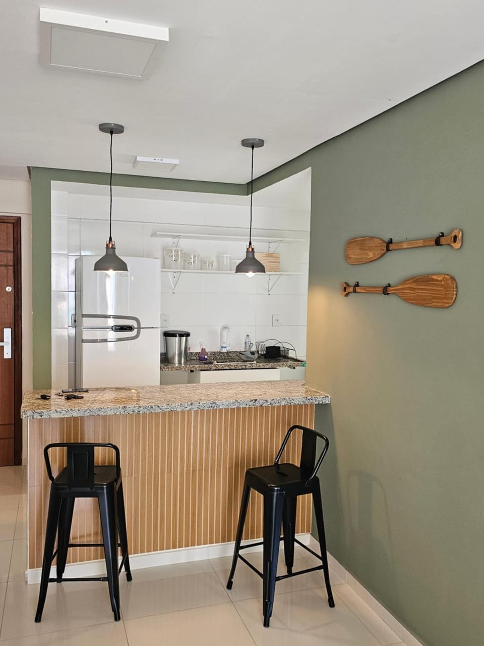 Kitchen or kitchenette, Dining area, oven, stove