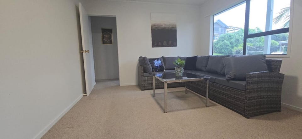 Paradise on Snells Beach House in Auckland Region