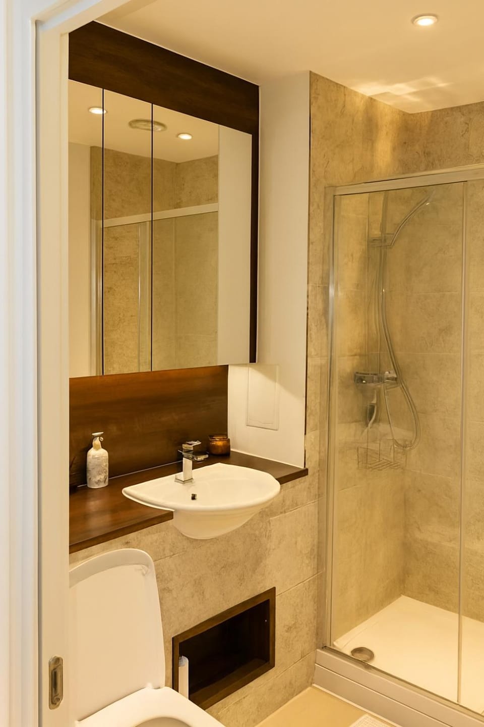 Shower, Toilet, Bathroom