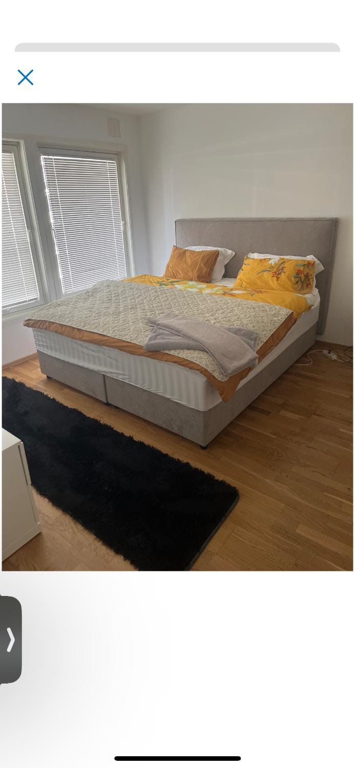 Property building, Bed, Bedroom