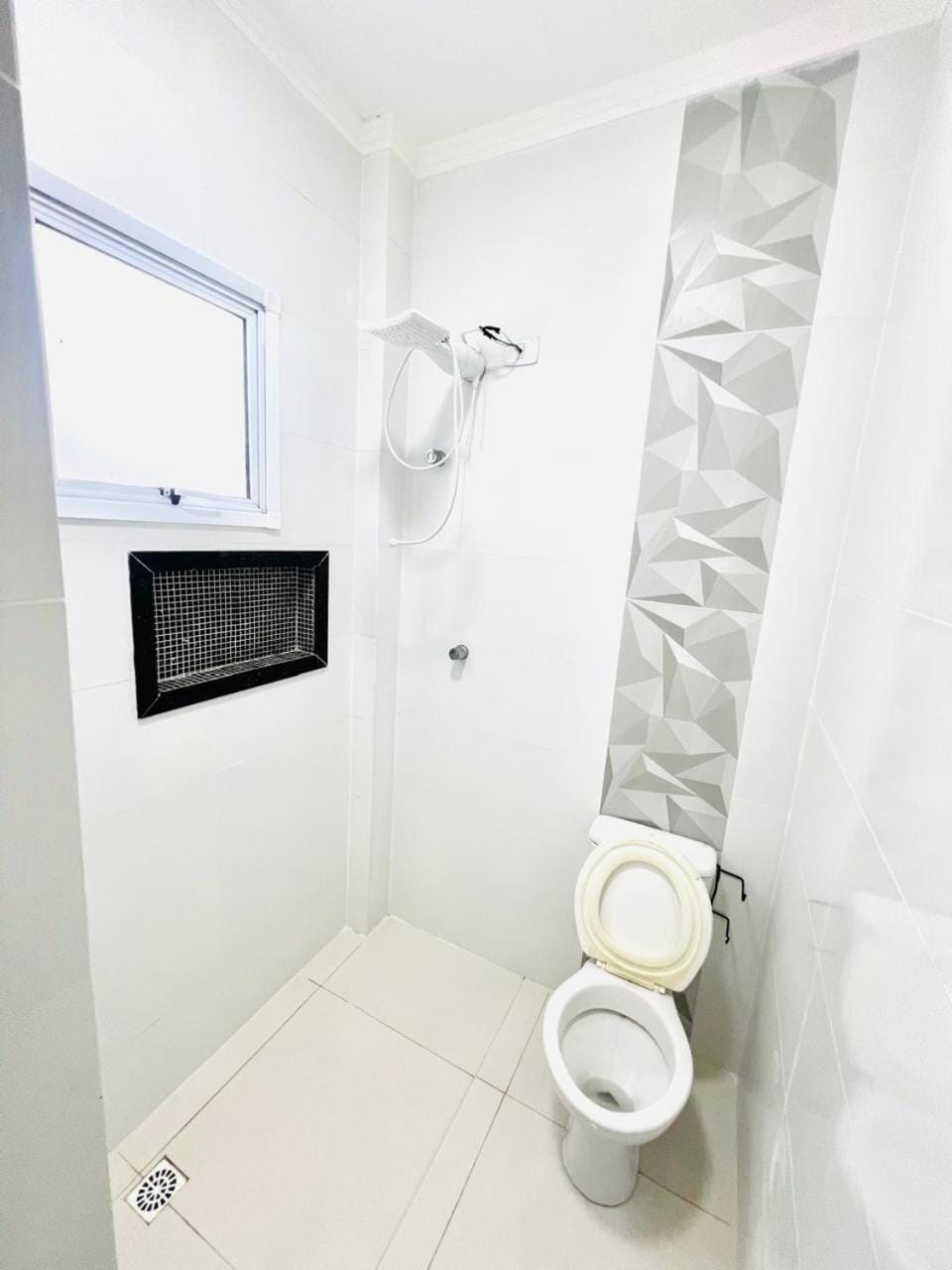 Casa com 2 suítes e churrasqueira a 300m do mar Apartment in State of São Paulo