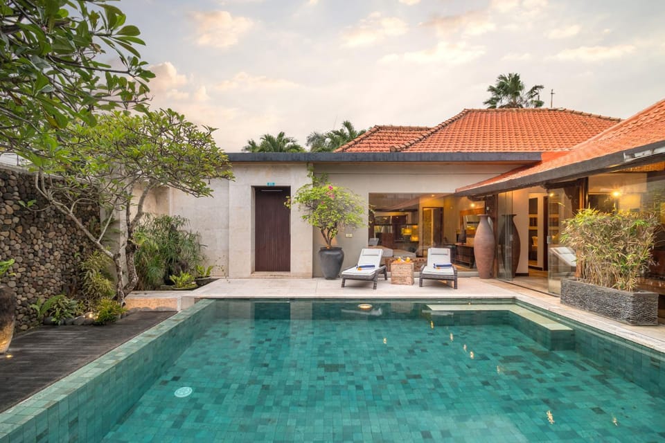 Joglo-Style 3 Bedroom Villa in Heart Of Seminyak Villa in North Kuta