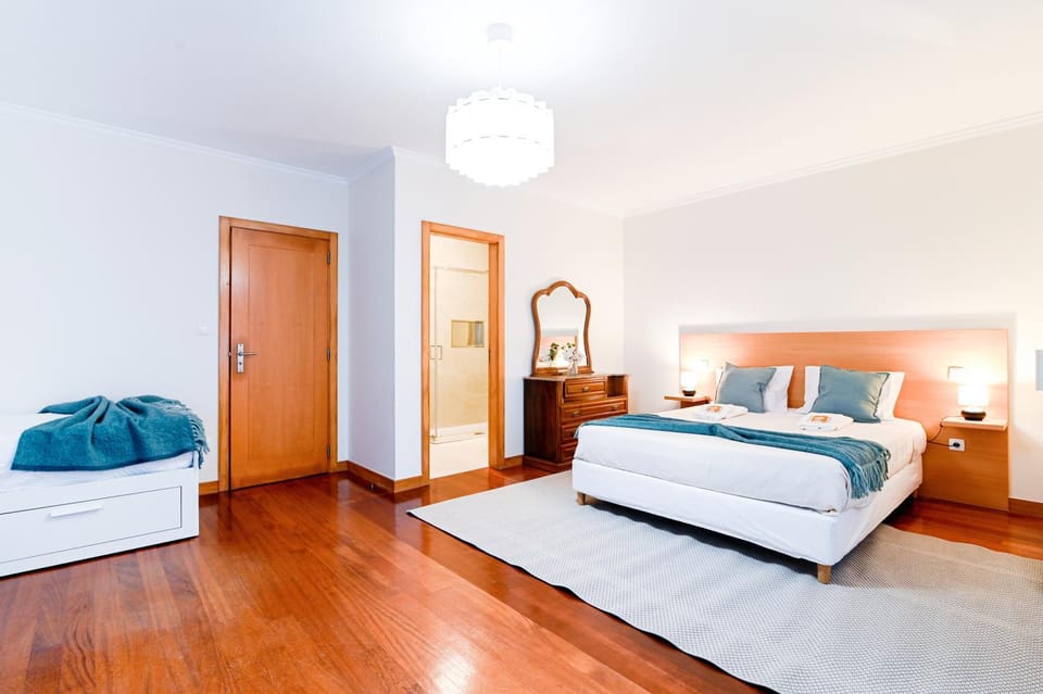 Bedroom, Internal: Not applicable to any particular room
