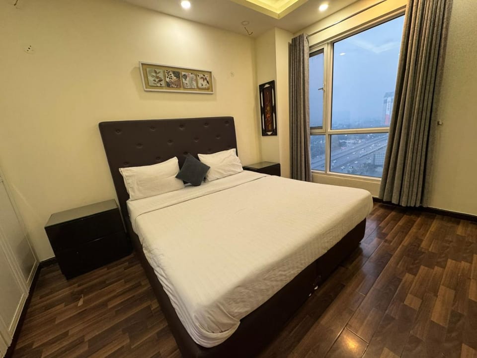 Bed, Bedroom, flat iron