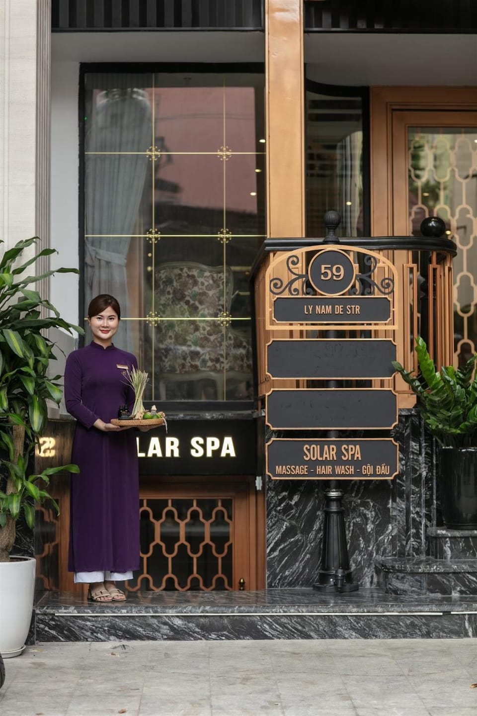 Property building, Spa and wellness centre/facilities