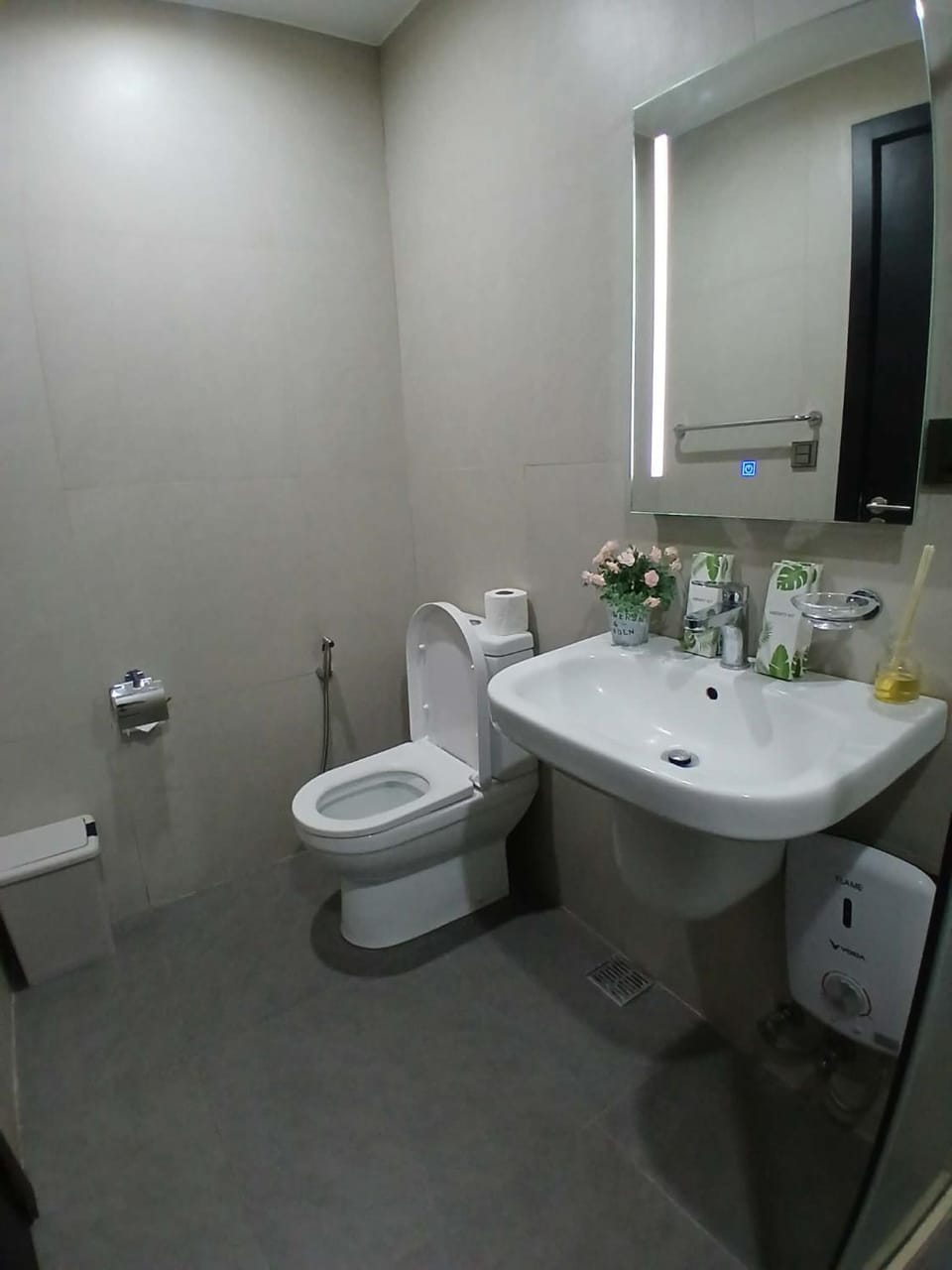 Aeon Tower close to, abreeza mall, sm lanang, church, hospital, g mall, airport Apartment in Davao City