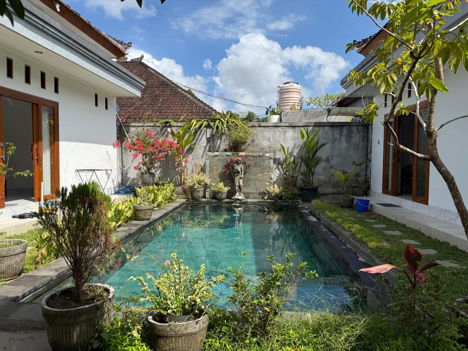 Villa D Teba 3 Bedrooms Ubud Villa in Abiansemal
