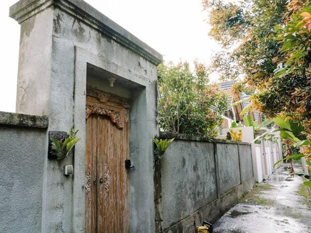 Villa D Teba 3 Bedrooms Ubud Villa in Abiansemal