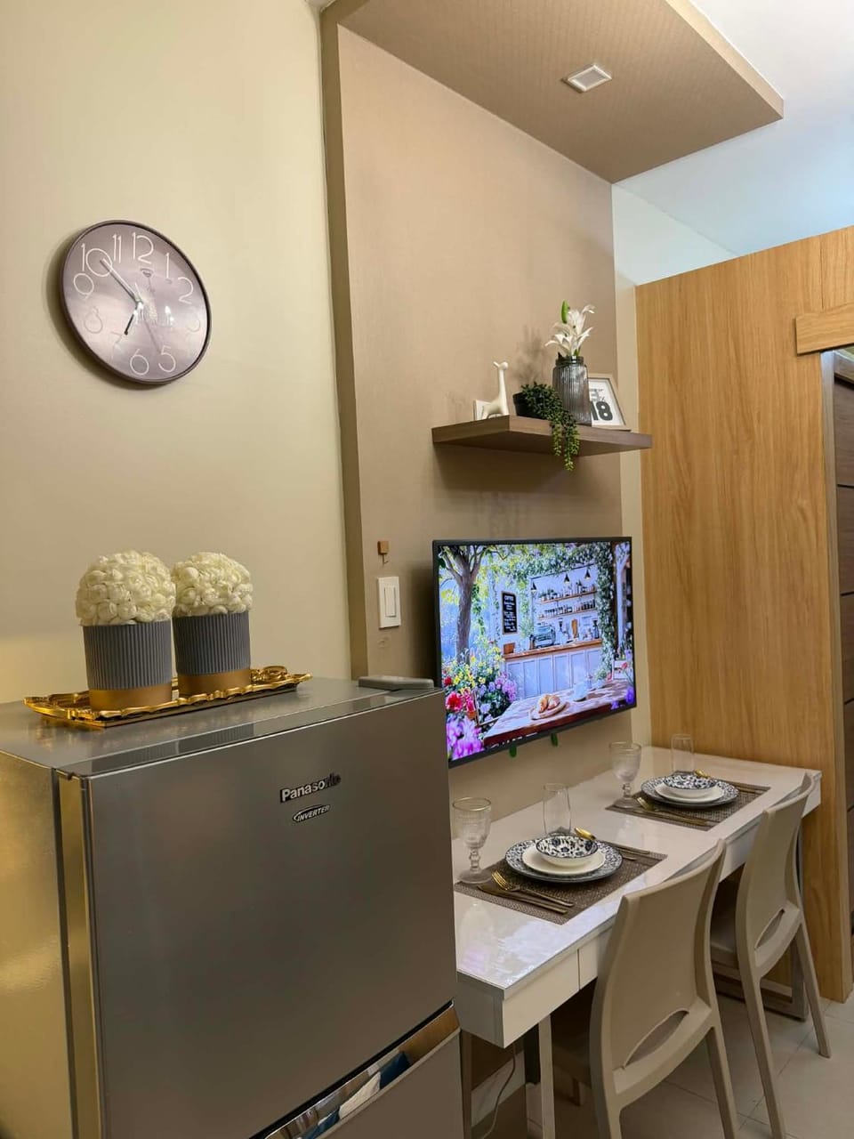 TV and multimedia, Dining area