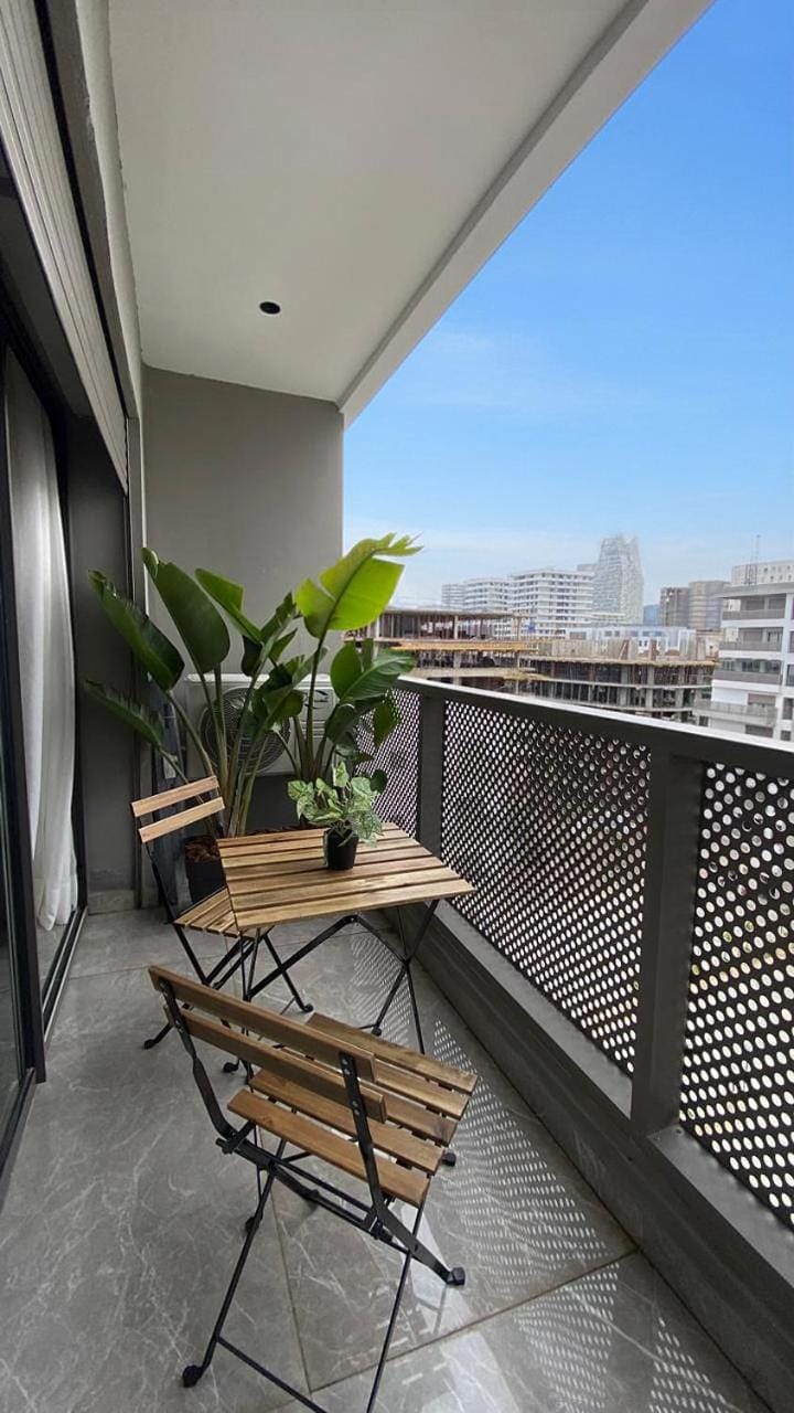 Patio, Day, View (from property/room), Balcony/Terrace, Living room, Seating area, Dining area