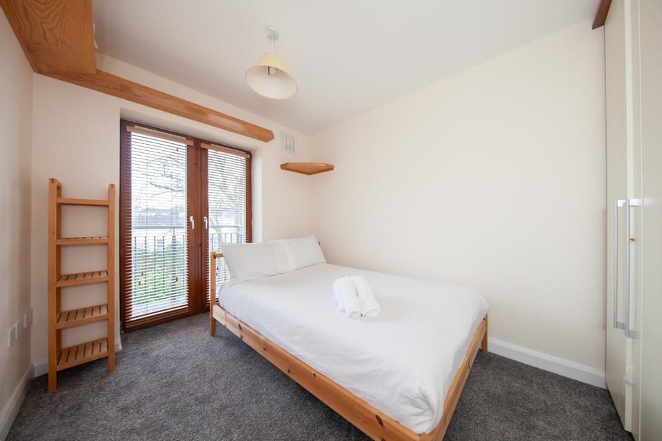 Spacious 2BDR Flat Near Portmarnock Beach Apartment in Dublin