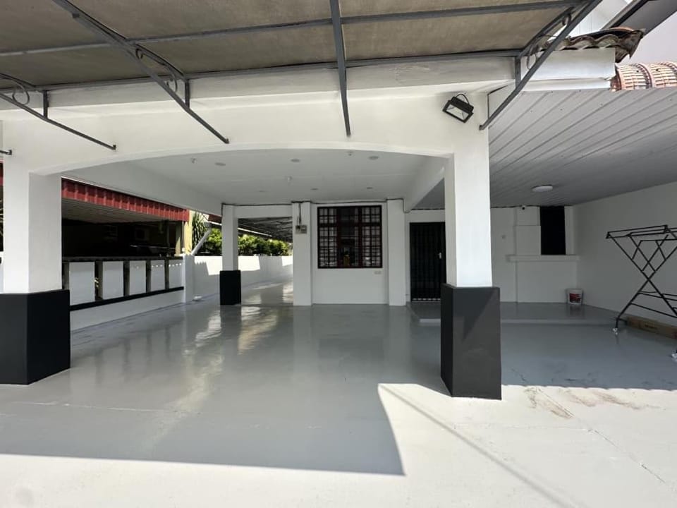 Spacious Classic 4BR Family Haven I Simpang Ampat House in Penang