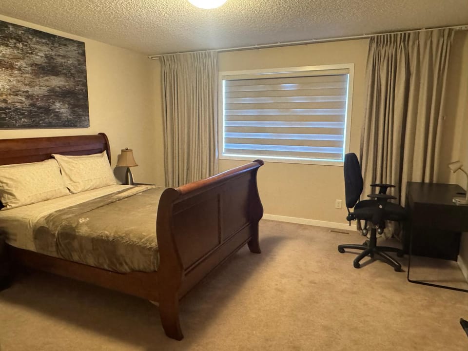 Bed, Bedroom