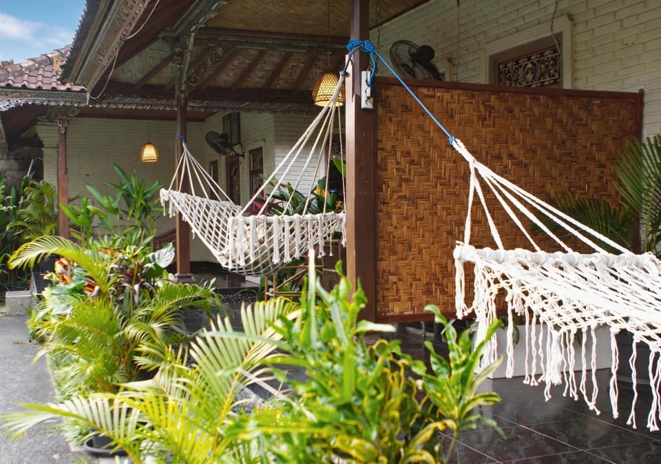 Property building, Patio, Garden