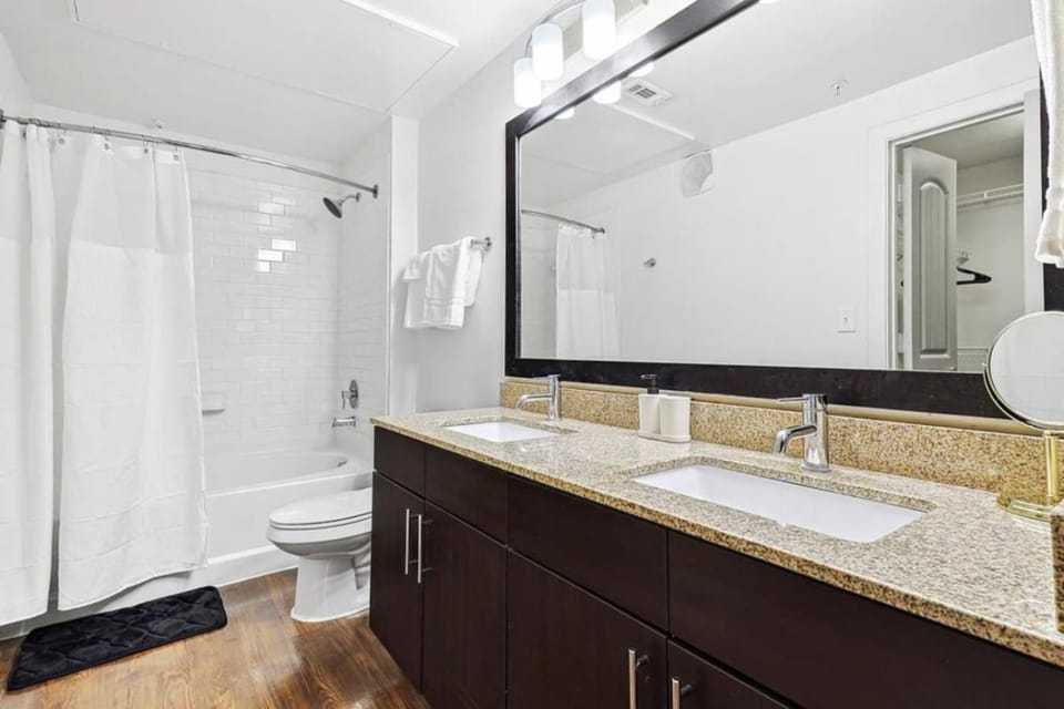 Zen 2B2B Next to Legacy West Toyota HQ The Star Apartment in Frisco