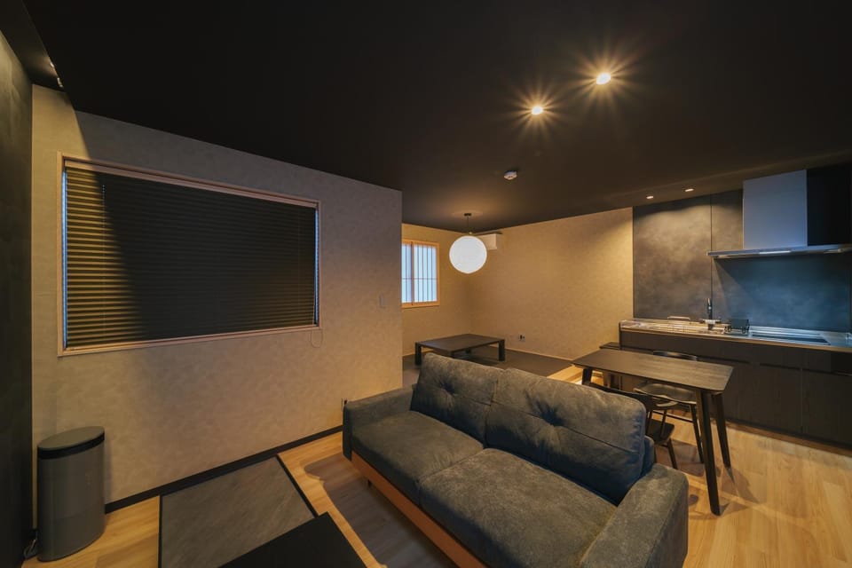TV and multimedia, Kitchen or kitchenette, Living room