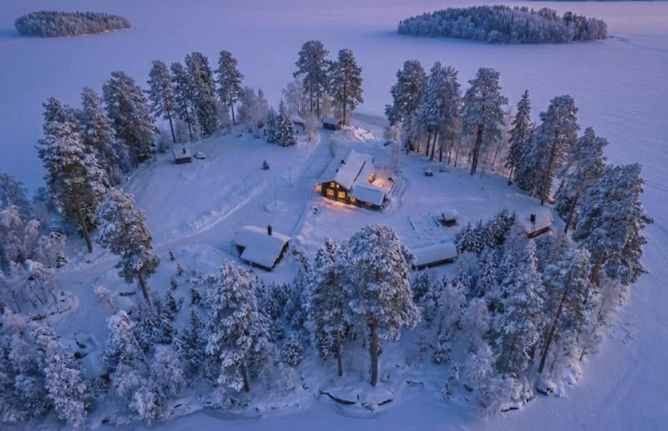 Luxury Wilderness Villa on Private Peninsula Villa in Finland