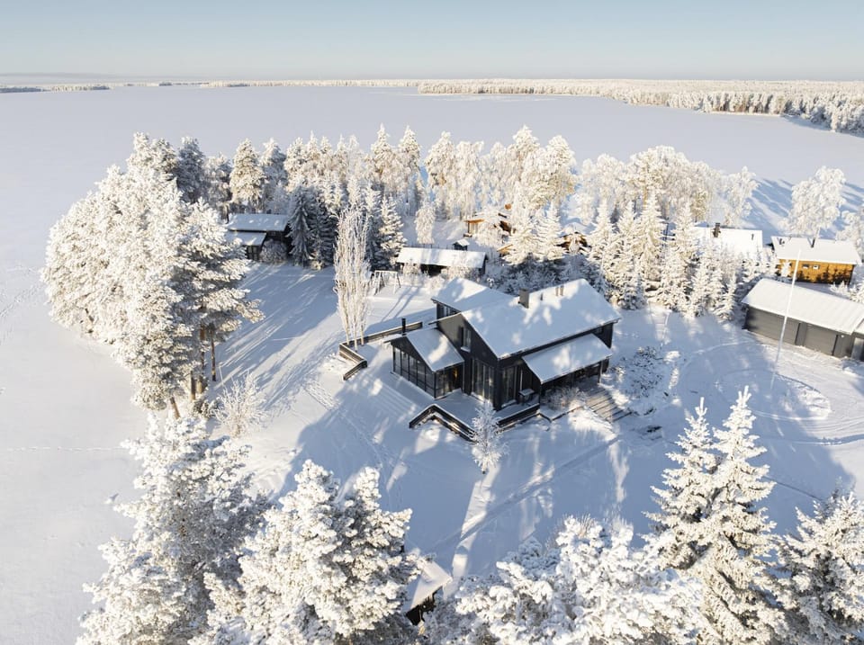 Luxury Wilderness Villa on Private Peninsula Villa in Finland