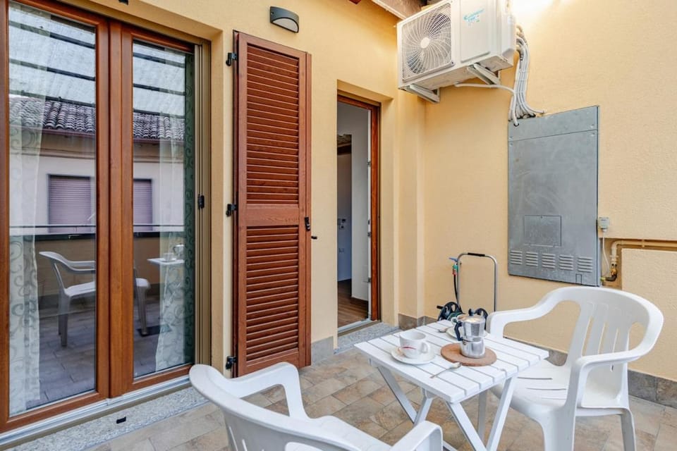 Casetta gialla in Brianza - Monticello Brianza - NON E' CASATENOVO Apartment in Province of Lecco