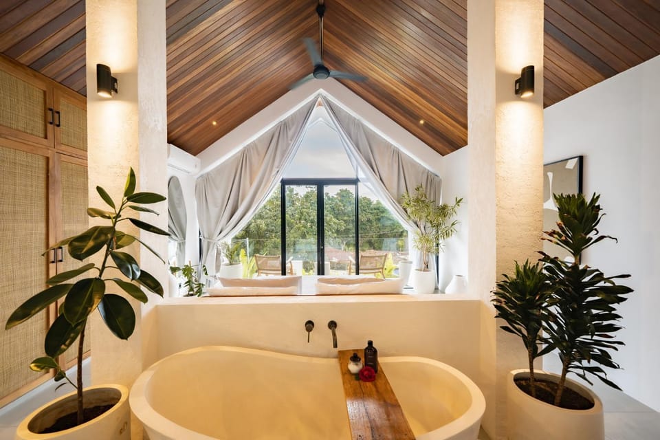 Bathroom, Bath