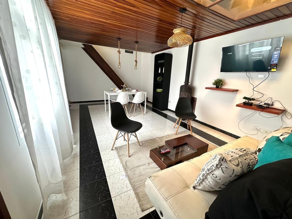 Communal lounge/ TV room, Living room