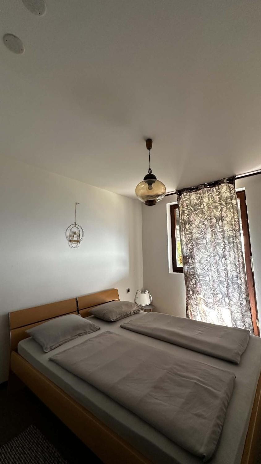 Planinski dom Kal Bed and Breakfast in Slovenia