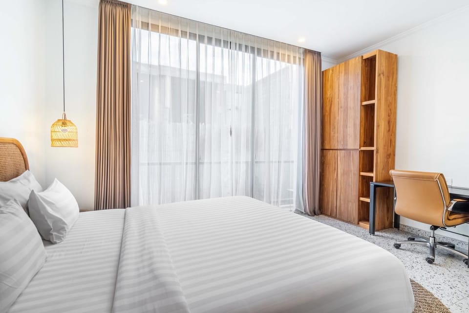 Bed, Bedroom, wardrobe