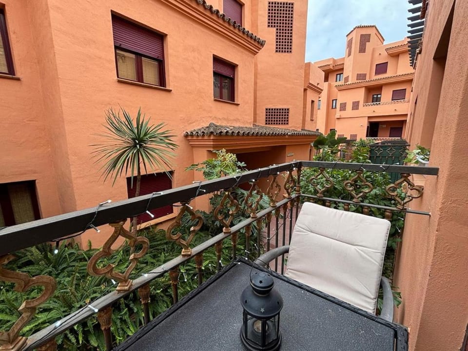 El Paraiso Golf, Marbella - Zest Holiday Lettings Apartment in Costa del Sol