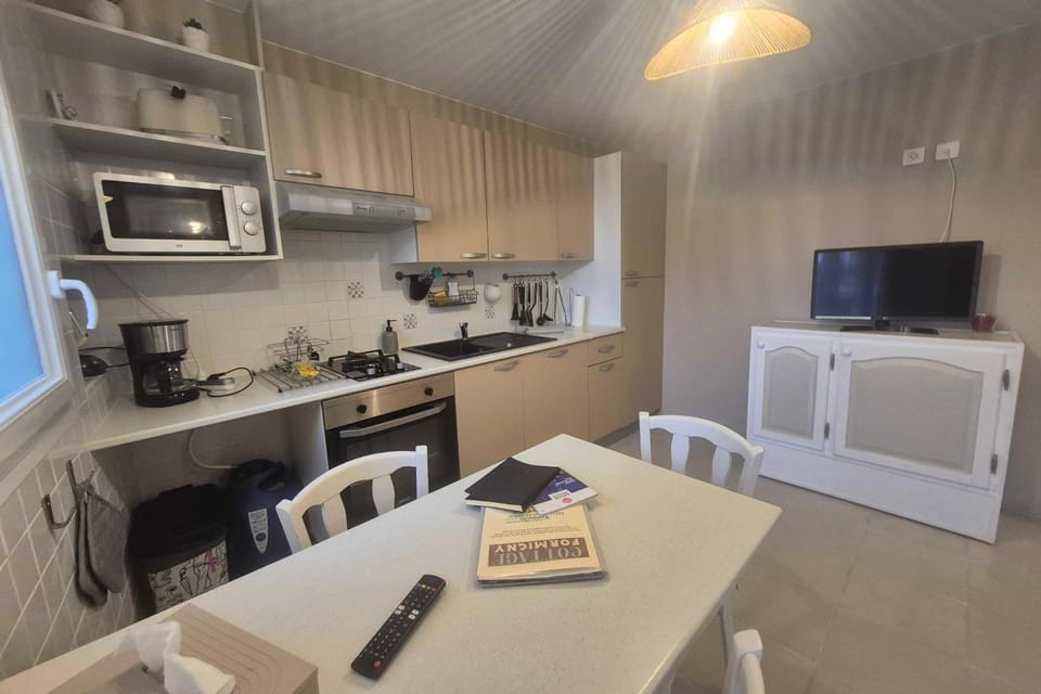 OMAHA holiday cottage stay near the D-Day beaches House in Normandy