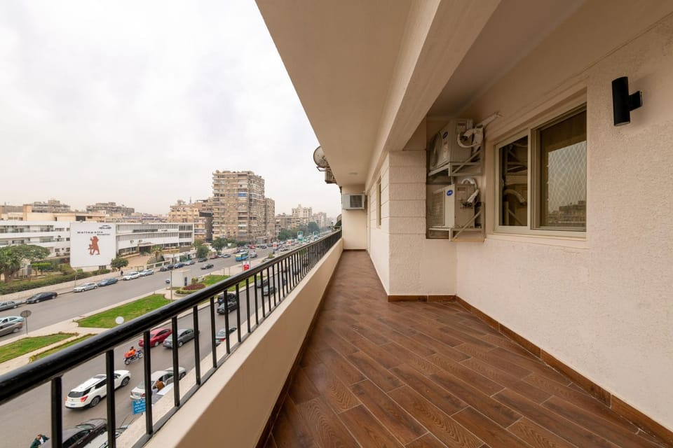 Property building, View (from property/room), Balcony/Terrace, City view