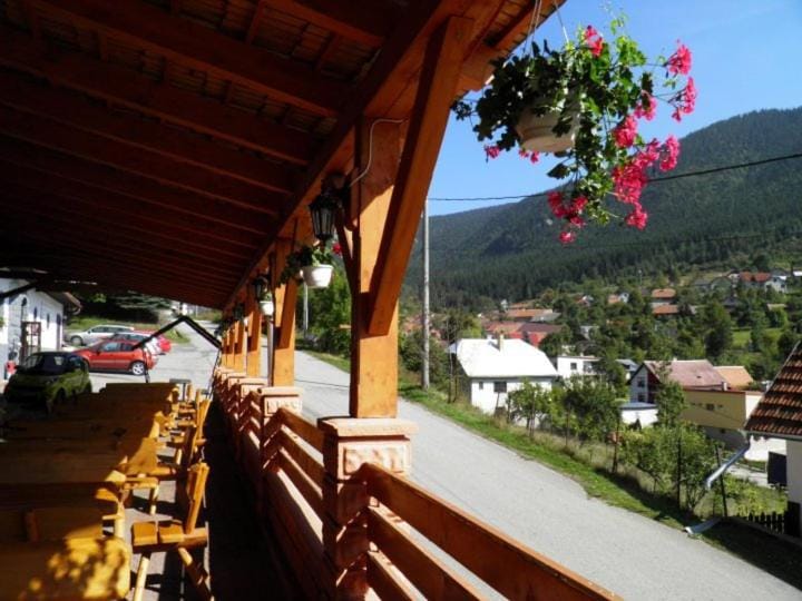 Property building, Spring, Day, Natural landscape, View (from property/room), Balcony/Terrace, Mountain view