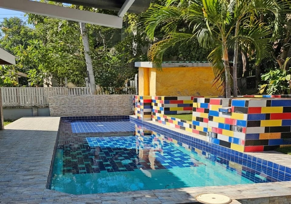 maison markkett Bed and Breakfast in Nong Kae