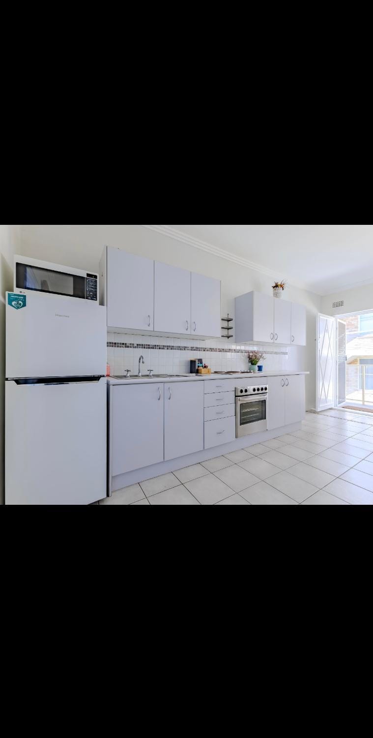 Top Location Beachside Apartment Apartment in Sydney