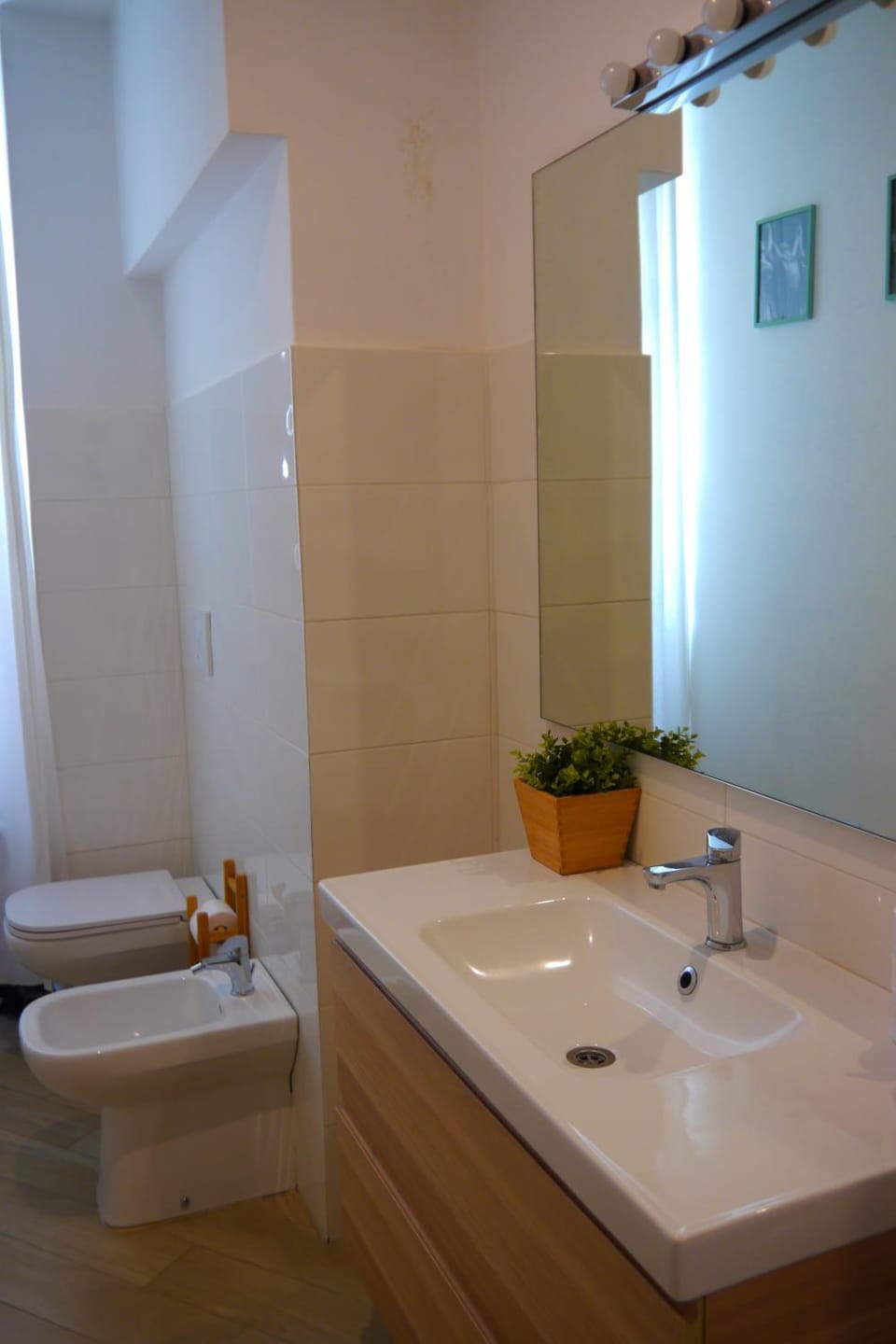 CasaRudy-2 bedrooms & bathrooms Milan Central Station Apartment in Milan
