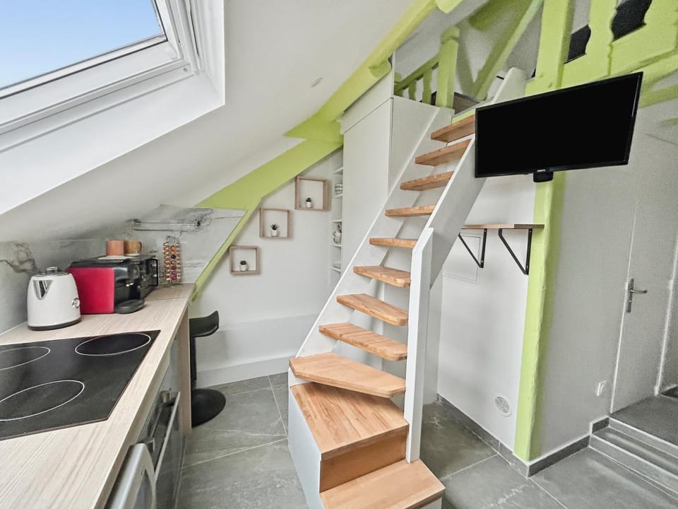 TV and multimedia, Coffee/tea facilities, stove
