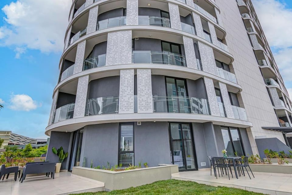 The Quanta, Ellipse, Watefall Apartment in Sandton