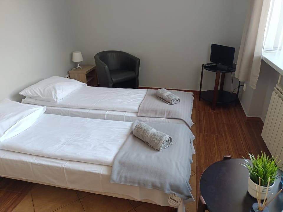 Hotelik -Świerki Hotel in Greater Poland Voivodeship