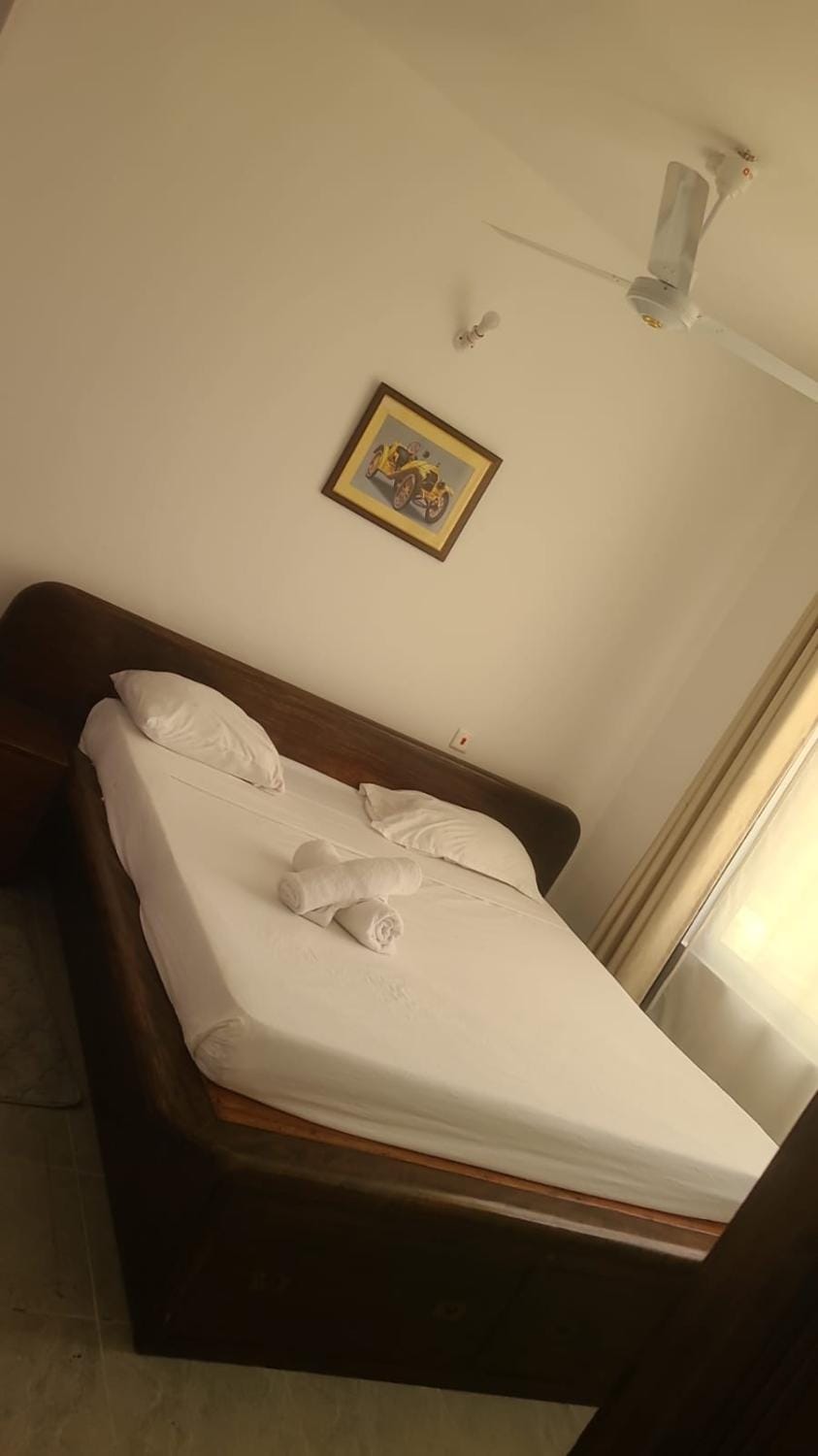 Mena apartment Love hotel in Malindi