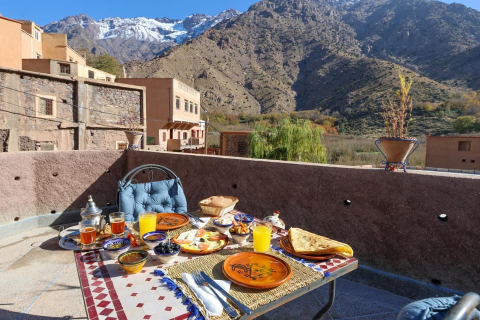 View (from property/room), Food