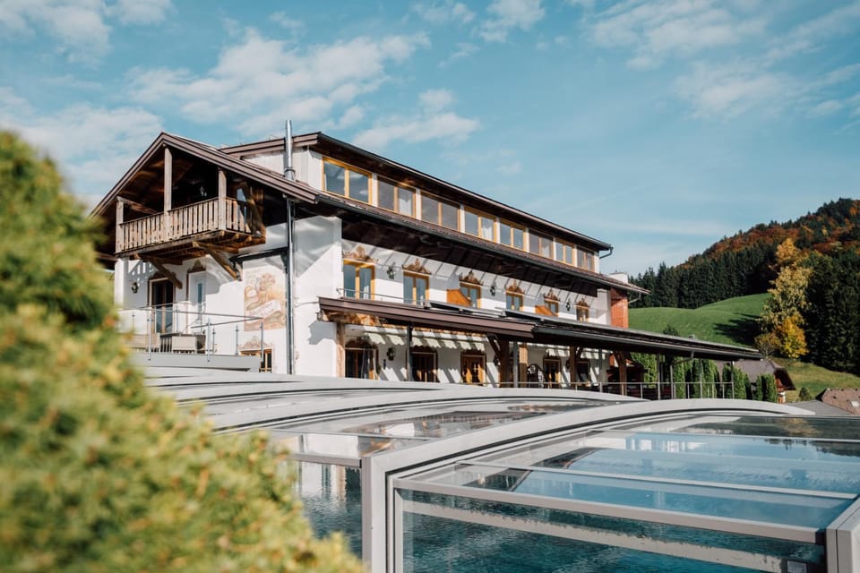 Property building, Swimming pool
