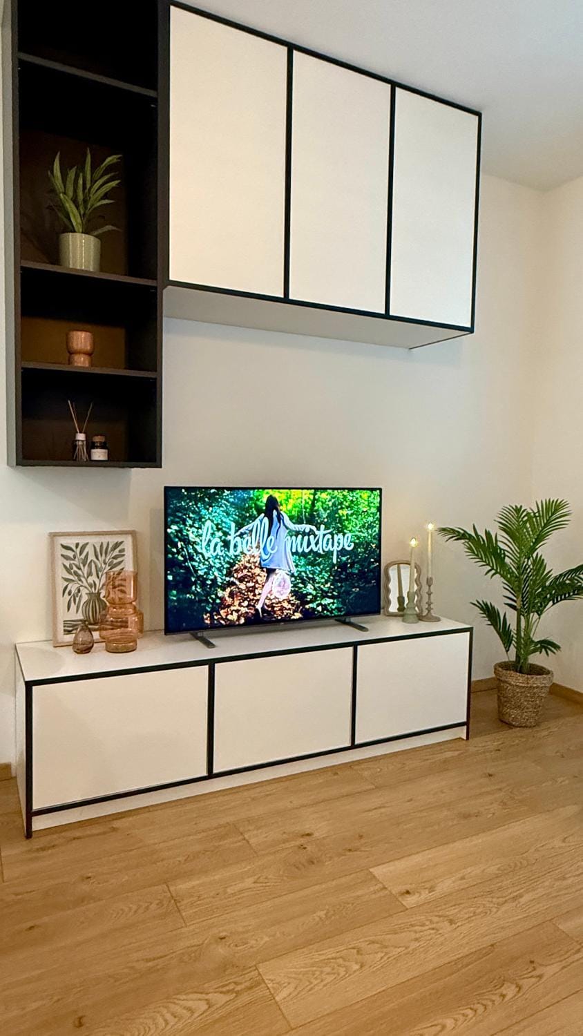 Communal lounge/ TV room, TV and multimedia, Evening entertainment