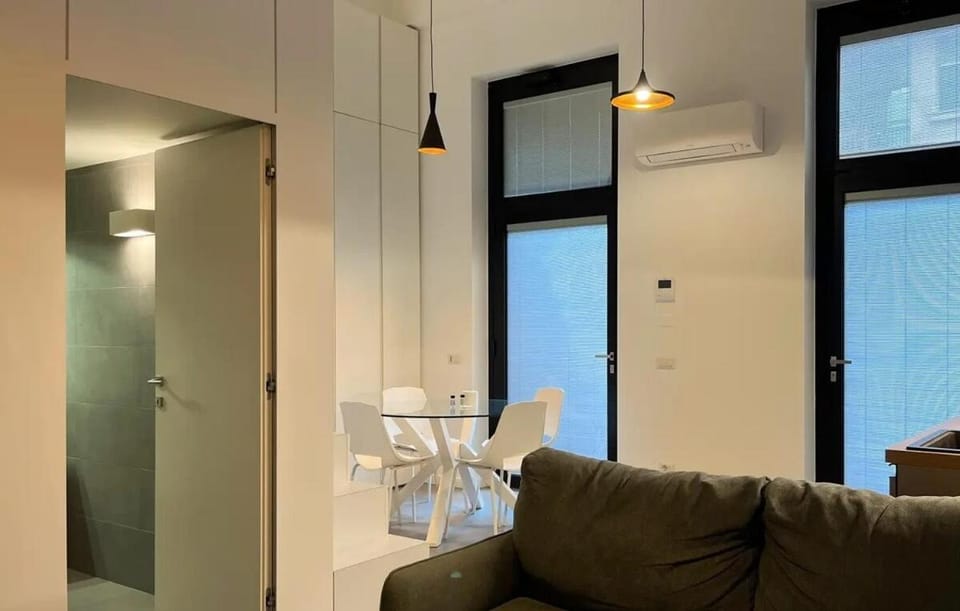 Milano Central District Loft Apartment in Milan